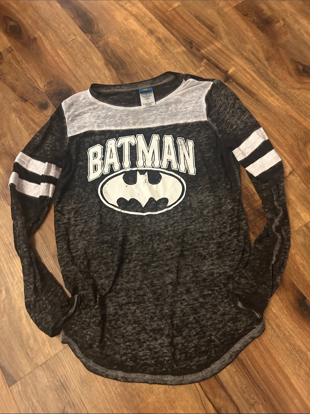 Batman Women’s Long Sleeve Burn Out Graphic Tee - Black & White